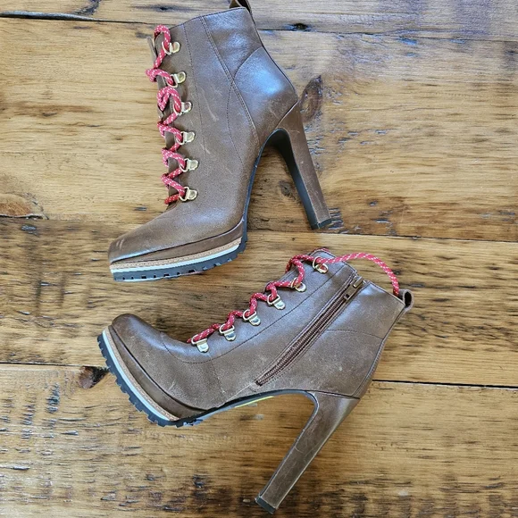 Gianni Bini Tondria Lace Up Platform Heeled Boot Graham Cracker Size 7.5 - Picture 7 of 16